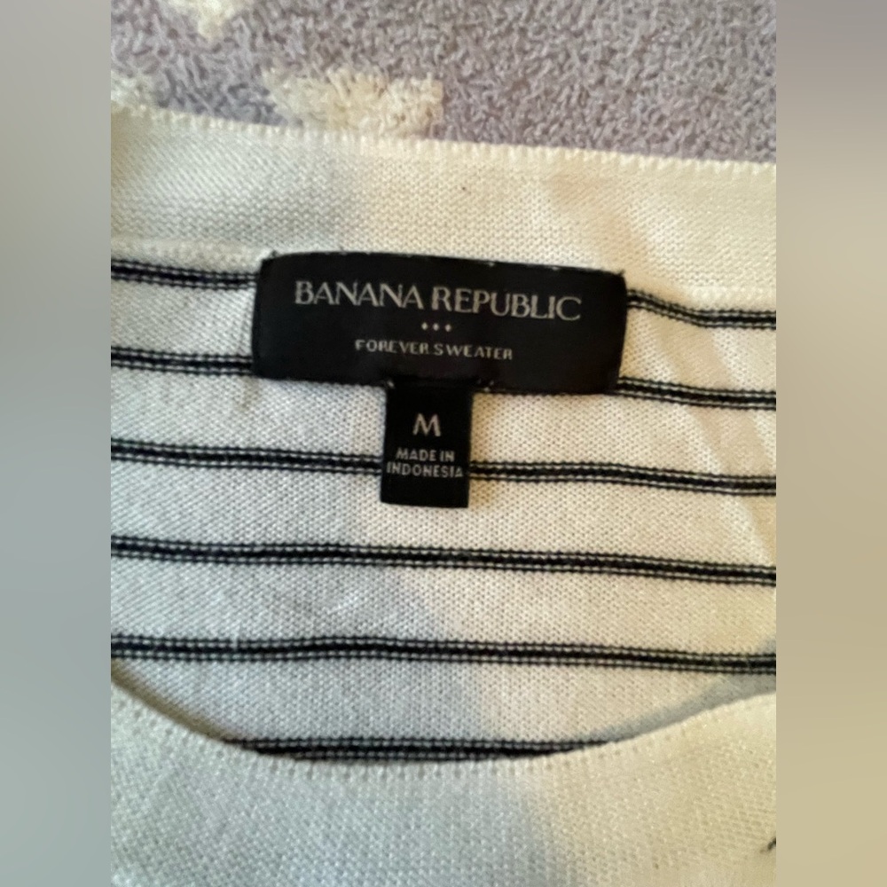 Banana Republic - set of 4 women tops size M - Picture 3 of 11